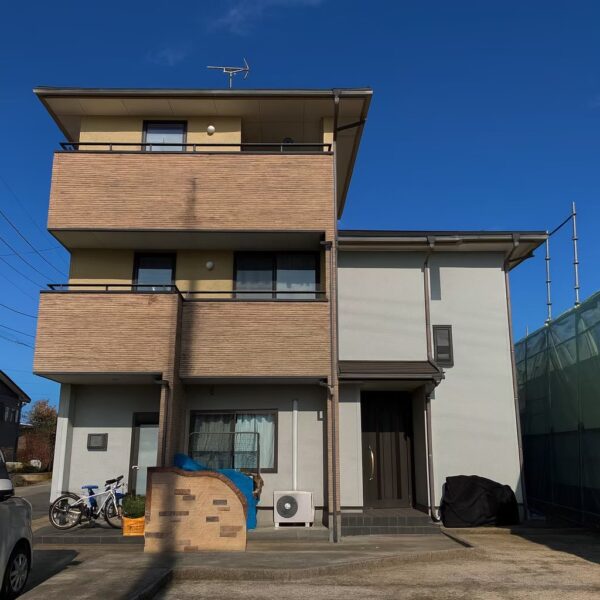 鳥取県米子市にて屋根・外壁塗装・ベランダ改修工事の施工前写真