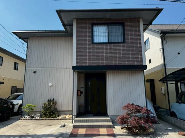 米子市にて屋根メンテナンス工事〈築20年戸建ての屋根塗装工事〉の施工前写真